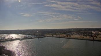 Weather camera view of Commerce Bank.