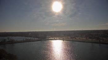 Weather camera view of Commerce Bank.