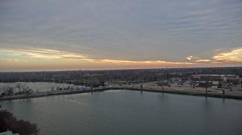 Weather camera view of Commerce Bank.