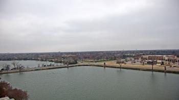 Weather camera view of Commerce Bank.