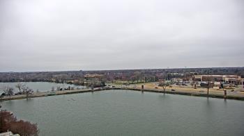 Weather camera view of Commerce Bank.