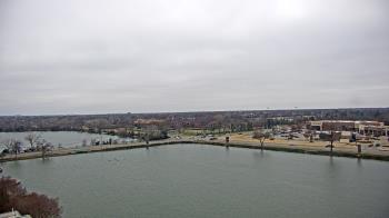 Weather camera view of Commerce Bank.