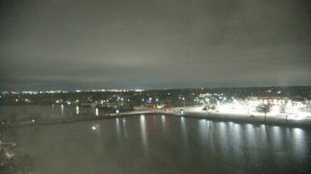 Weather camera view of Commerce Bank.