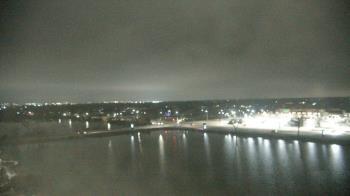 Weather camera view of Commerce Bank.