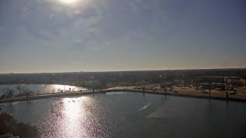 Weather camera view of Commerce Bank.