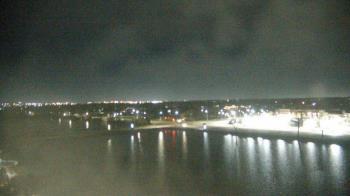 Weather camera view of Commerce Bank.