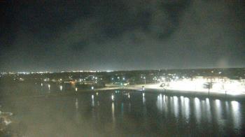 Weather camera view of Commerce Bank.