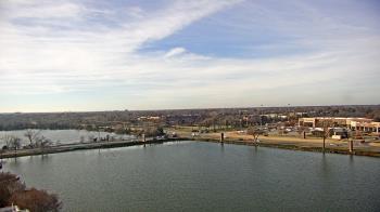 Weather camera view of Commerce Bank.