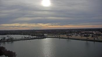 Weather camera view of Commerce Bank.