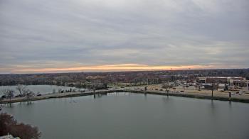 Weather camera view of Commerce Bank.