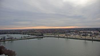 Weather camera view of Commerce Bank.