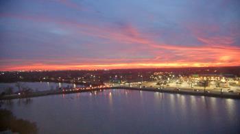 Weather camera view of Commerce Bank.