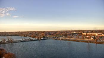 Weather camera view of Commerce Bank.