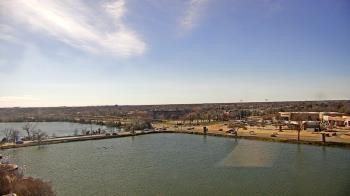 Weather camera view of Commerce Bank.