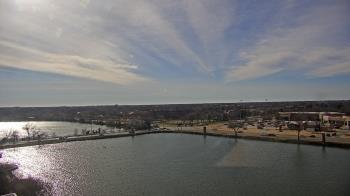 Weather camera view of Commerce Bank.