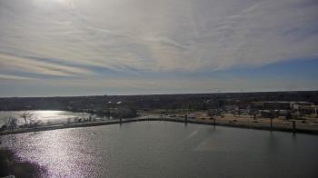 Weather camera view of Commerce Bank.