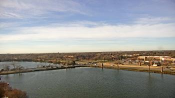 Weather camera view of Commerce Bank.