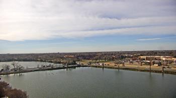 Weather camera view of Commerce Bank.