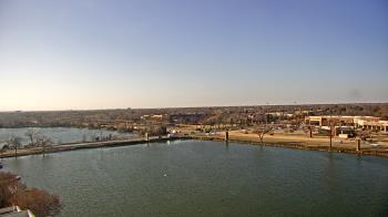 Weather camera view of Commerce Bank.