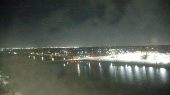 Weather camera view of Commerce Bank.