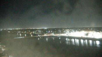 Weather camera view of Commerce Bank.