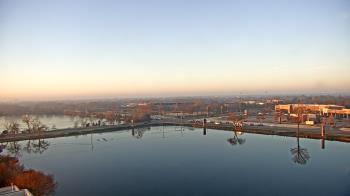 Weather camera view of Commerce Bank.