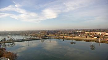 Weather camera view of Commerce Bank.