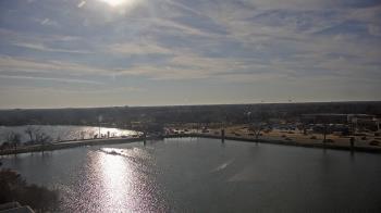 Weather camera view of Commerce Bank.