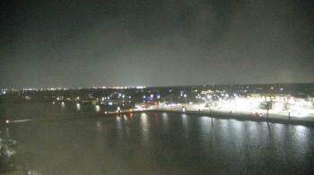 Weather camera view of Commerce Bank.