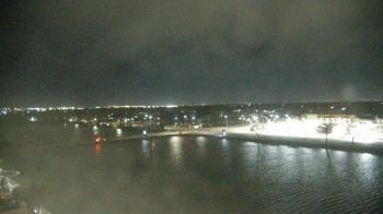 Weather camera view of Commerce Bank.