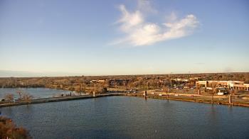 Weather camera view of Commerce Bank.