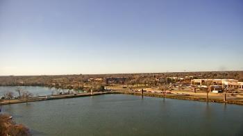 Weather camera view of Commerce Bank.