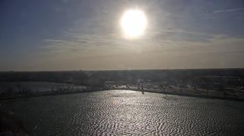 Weather camera view of Commerce Bank.