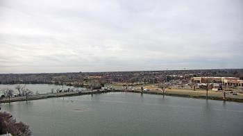 Weather camera view of Commerce Bank.