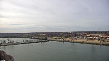 Weather camera view of Commerce Bank.