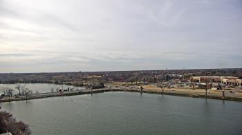 Weather camera view of Commerce Bank.