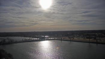 Weather camera view of Commerce Bank.