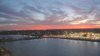 Weather camera view of Commerce Bank.