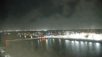 Weather camera view of Commerce Bank.