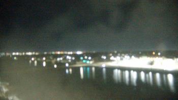 Weather camera view of Commerce Bank.