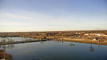 Weather camera view of Commerce Bank.