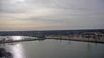 Weather camera view of Commerce Bank.