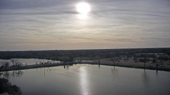 Weather camera view of Commerce Bank.