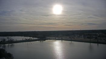 Weather camera view of Commerce Bank.