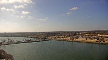 Weather camera view of Commerce Bank.