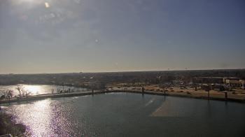 Weather camera view of Commerce Bank.