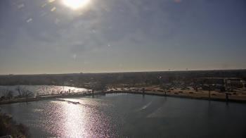 Weather camera view of Commerce Bank.