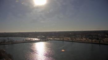 Weather camera view of Commerce Bank.