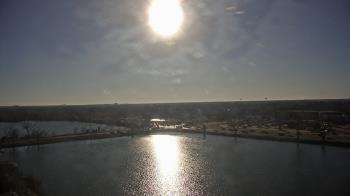 Weather camera view of Commerce Bank.