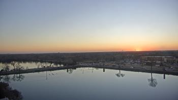 Weather camera view of Commerce Bank.